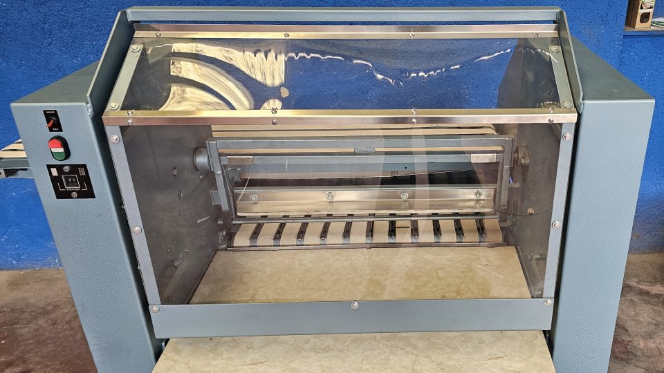 ΣΤΑΚΕΡ STACKER AK4U 6